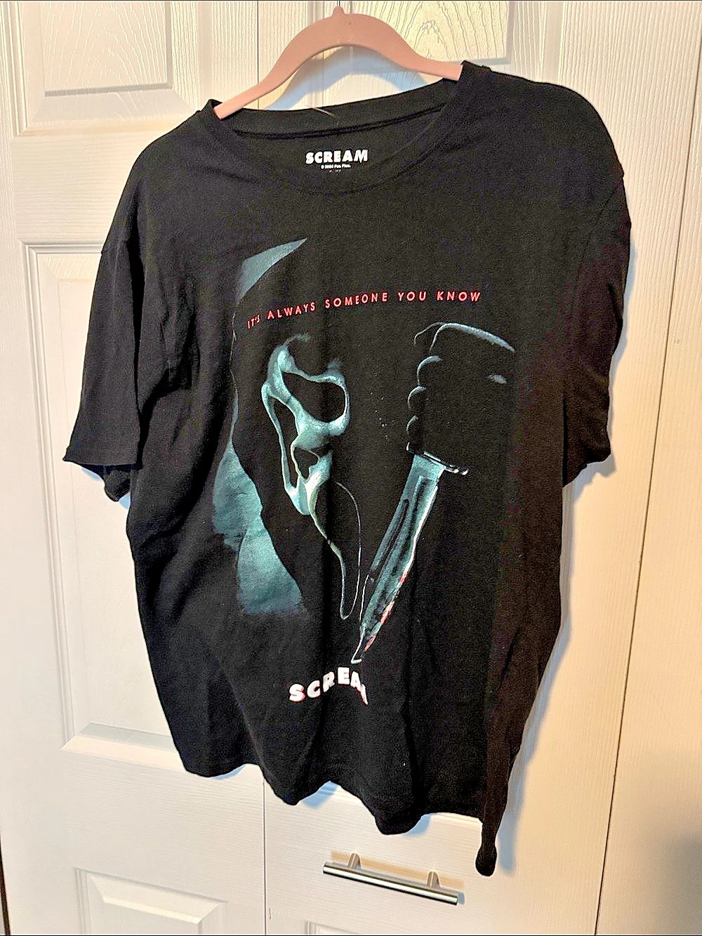 Scream It's Always Someone You Know Graphic T-Shirt XL